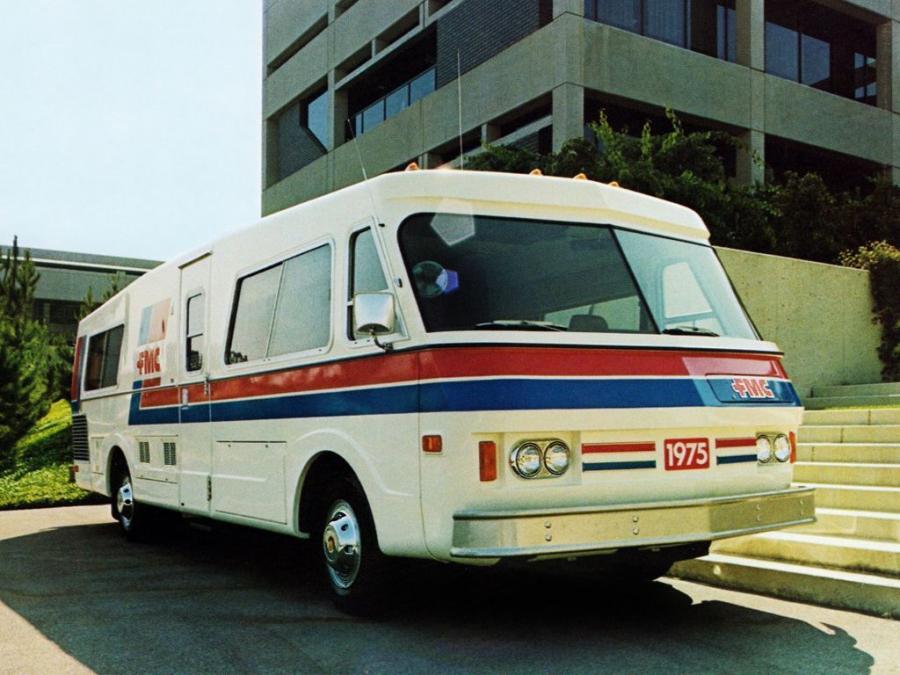  FMC Motor Coach 1975 года  (фото 2 из 2)